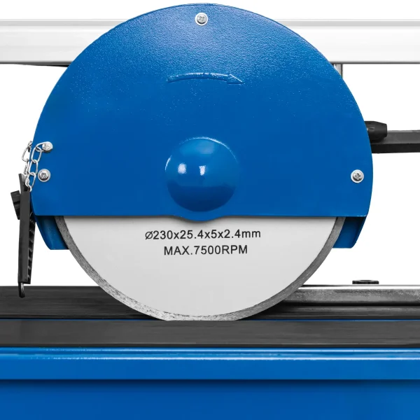 kas atdzesēts ar ūdeni 0–45 grādiem 2950 apgr./min 1500 W
