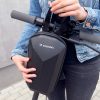 Ūdensnecaurlaidīgs hulajnoga stūres ratiņu maiss 4 l melnam motorolleram