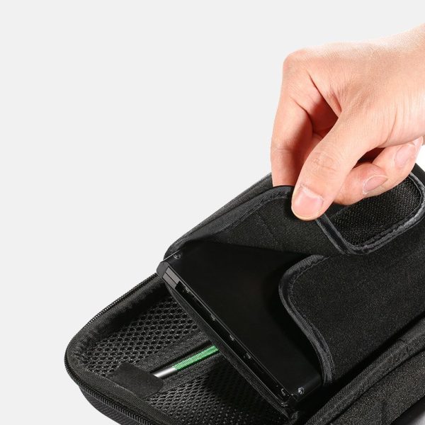 Korpusa lodziņš uz Nintendo slēdzi un aksesuāriem ir melns