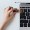 Pārnēsājams TF/SD karšu lasītājs zem USB 3.0 melna