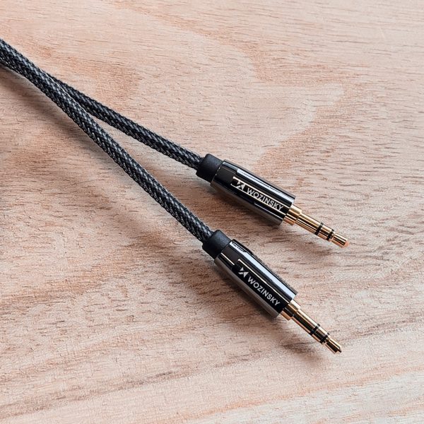 Universālais kabeļa mini domkrats AUX 3M melns kabelis