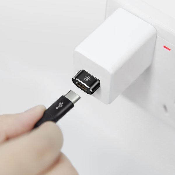 Mazs adaptera adaptera spraudnis no USB -C savienotāja uz USB - melns