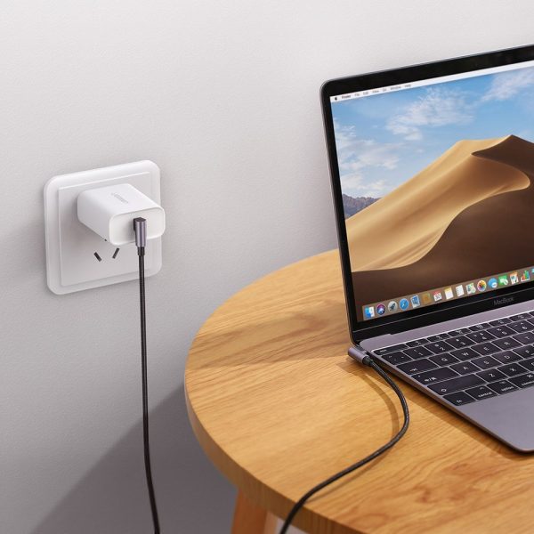 Kabeļa leņķa kabelis ar USB-C sānu spraudni uz USB-C ātrās uzlādes 1M pelēko