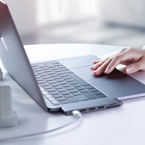 Hub adapteris MacBook Pro / Air 2X USB-C 3X USB 3.0 / TF / SD / USB-C-GRAY