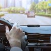 Automašīnas autostāvvieta autovadītāja tālruņa numuram - melns
