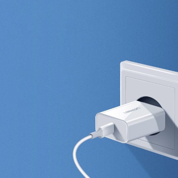 USB enerģijas piegāde 3.0 Ātrā maksa 4,0+ 20W 3A baltais lādētājs