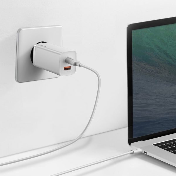Fast Gan2 Pro USB USB-C QC PD 65W White Charger