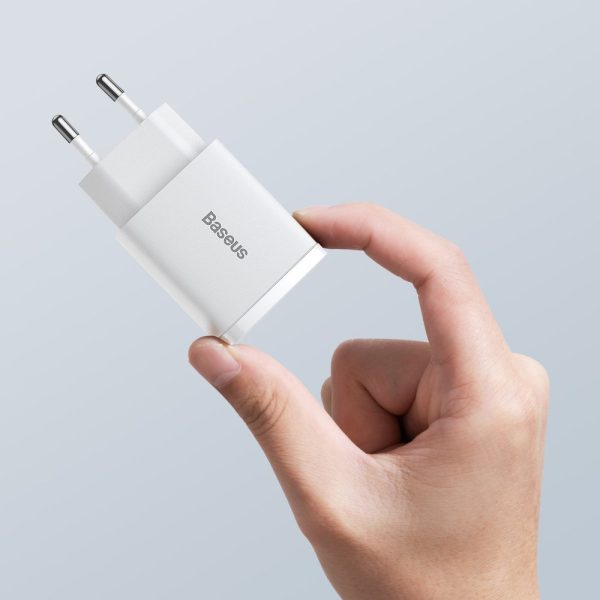 Compact USB USB-C 20W 3A PD QC 3.0 Fast Network Charger