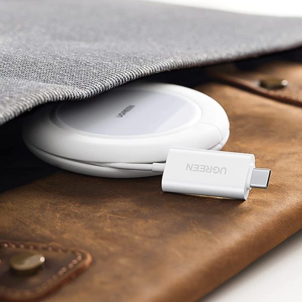 Qi 15W bezvadu lādētājs ar silikona korpusu, kas ir saderīgs ar Magsafe White
