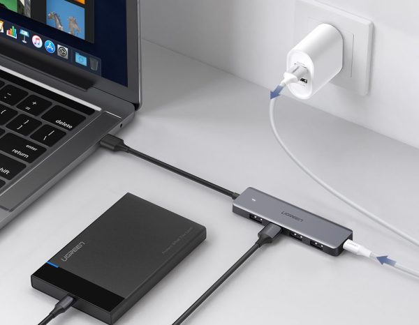 Hub Hub izplatītājs USB - 4x USB 3.2 ar Micro USB pelēkās barošanas porta portu