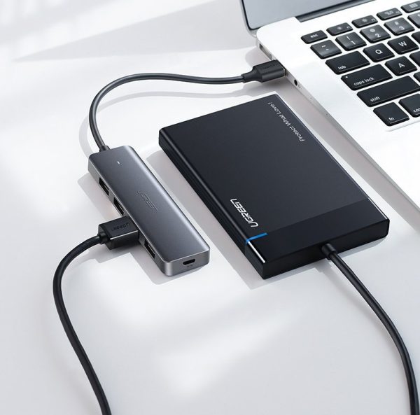 HUB USB-C rajons-4X USB 3.2 ar USB-C pelēkās barošanas ostu