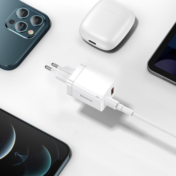Ātrā tīkla lādētājs USB-C 30W PD QC Super Pro White
