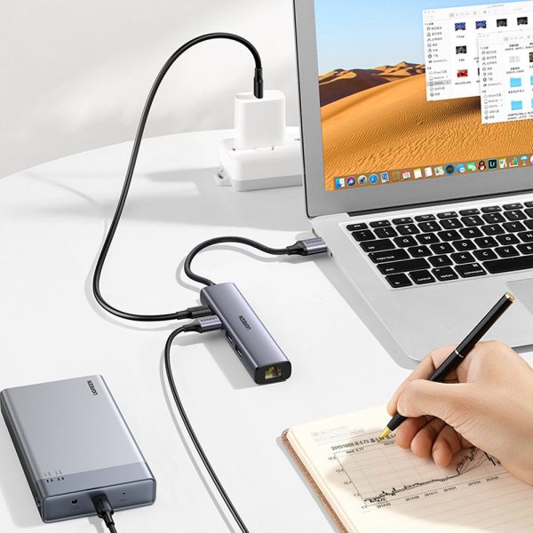 Daudzfunkcionāls centrmezgla adapteris USB 3.0 izplatītājs-3X USB Ethernet RJ-45 USB-C PD pelēks