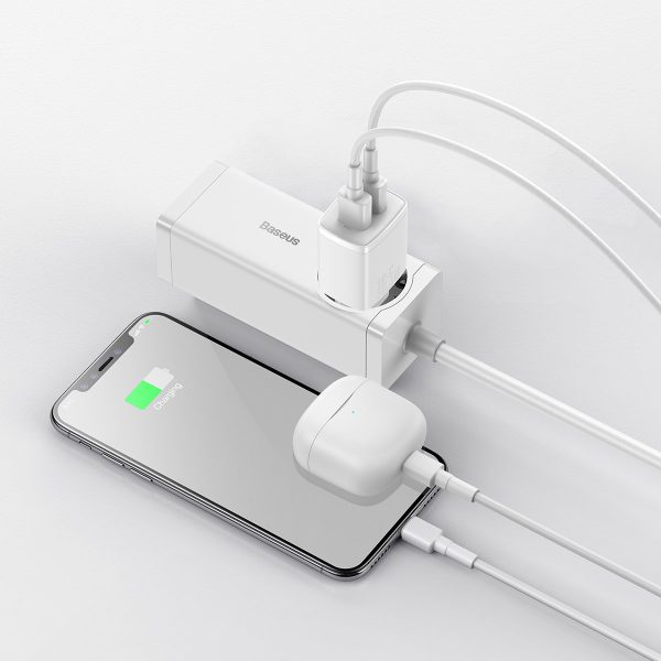 Mazs kompakts 2x USB 10.5W baltais lādētājs