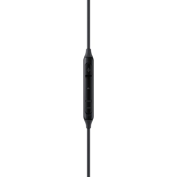 Departamenta austiņas AKG USB-C melnais savienotājs