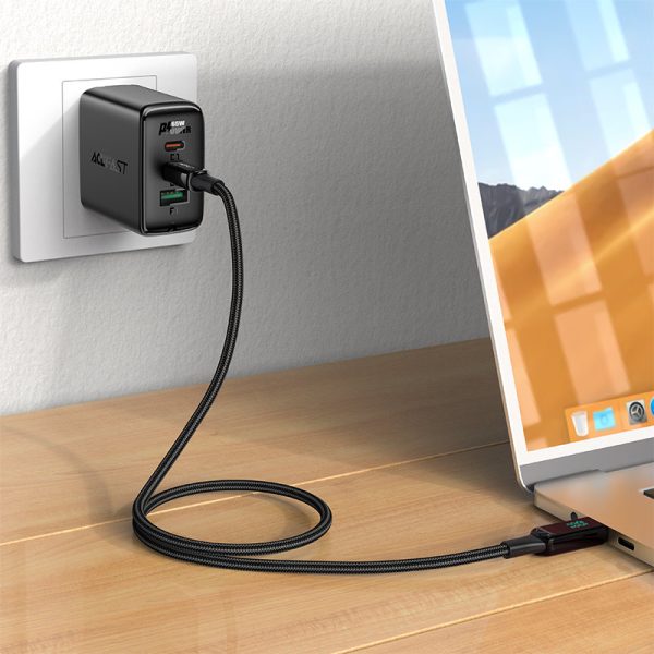 Noslīkstošais stieples kabelis ar LED USB-C 100W 20V 5A 2M Black
