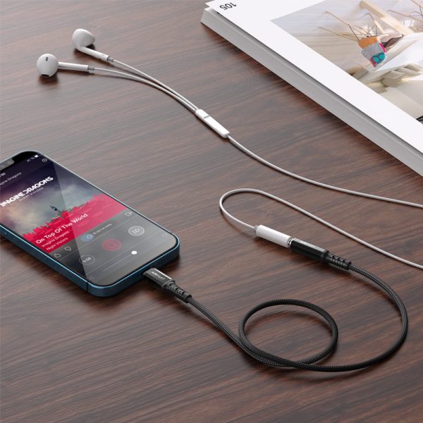 1020660-4-przejsciowka-adapter-audio-aux-do-iphone-acefast-hurtownia-sklep Aux Aux adaptera adapteris iPhone MFI zibens - 3,5 mm mini ligzda 18cm melns