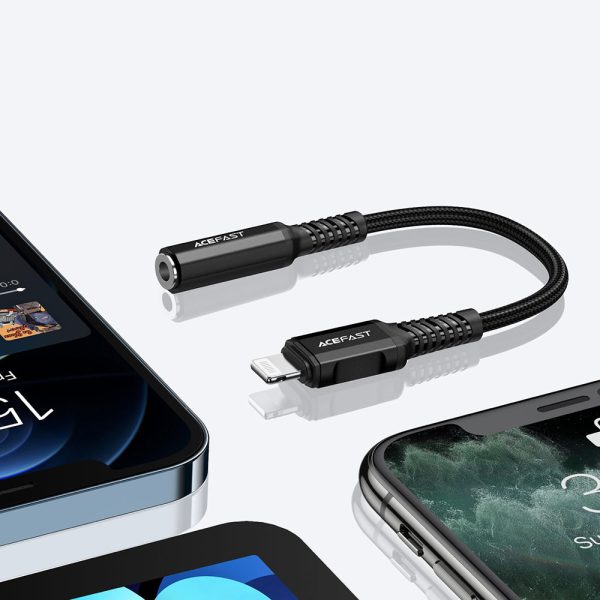 1020660-8-przejsciowka-adapter-audio-aux-do-iphone-acefast-hurtownia-sklep Aux Aux adaptera adapteris iPhone MFI zibens - 3,5 mm mini ligzda 18cm melns