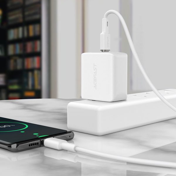 Kabelis USB-C 60W 20V 3A 1,2M balts kabelis