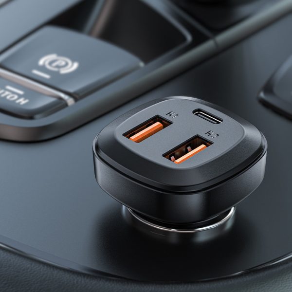 2x USB automašīnas lādētājs 1X USB-C 66W barošanas piegāde QC 4.0 melns