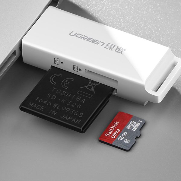 TF SD atmiņas karšu lasītājs zem USB 3.0 balts