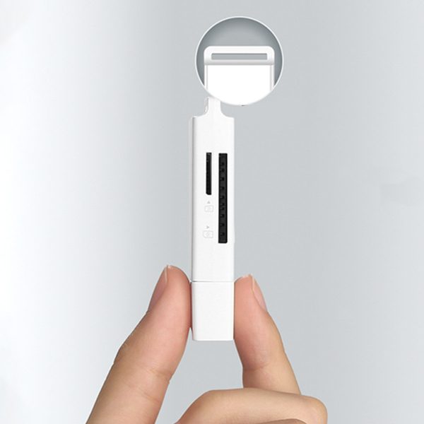 TF SD atmiņas karšu lasītājs zem USB 3.0 balts