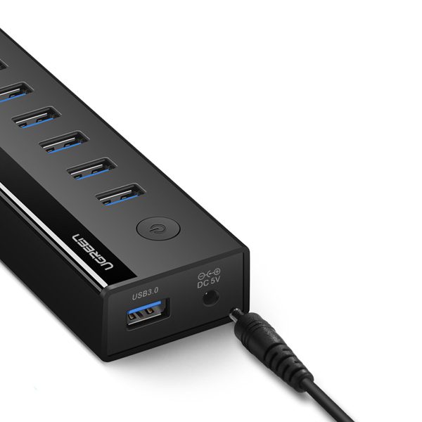 7in1 centrmezgla izplatītājs USB-A adapteris līdz 7x USB-A 5GB/s melns