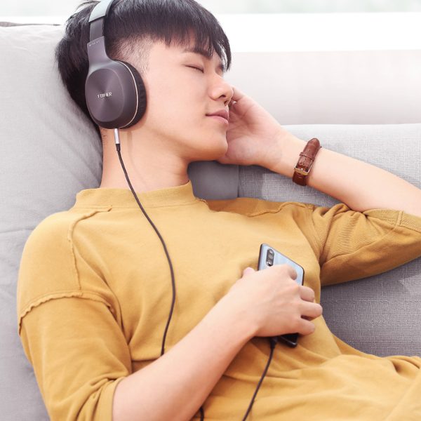 Kabeļu audio kabelis USB -C pinums - mini ligzda 3,5 mm 1m pelēks