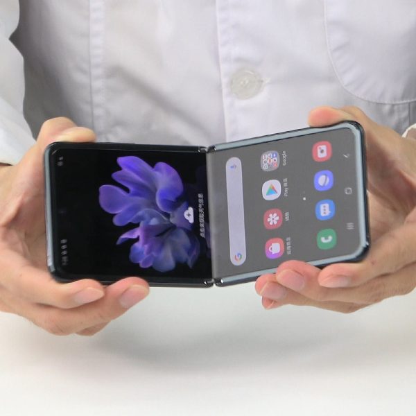 Aizsardzības plēve ekrānam Motorola Razr 40 Ultra Neredzamā plēve