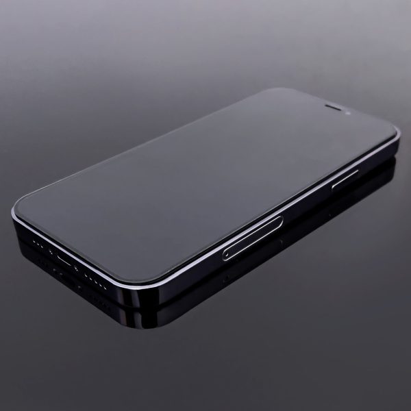 Iestatiet 2x rūdītu stiklu ar pilnu ekrānu ar iPhone 15 Pro Max Black