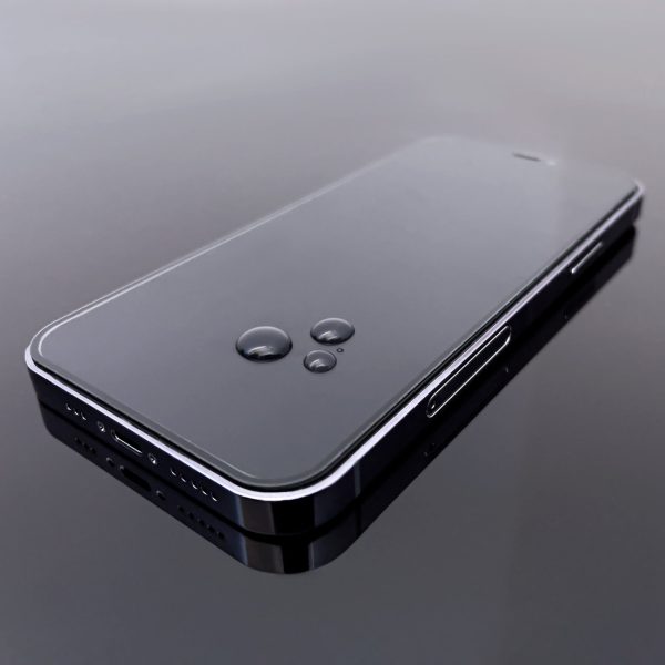 Iestatiet 2x rūdītu stiklu ar pilnu ekrānu ar iPhone 15 Pro Max Black