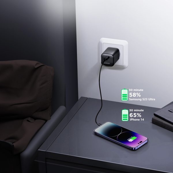 Ātruma sērija 30W USB-C PD QC AFC FCP melnais lādētājs