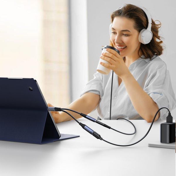 2in1 adaptera lādētājs + USB-C USB-C / mini ligzda 3,5 mm melnas austiņas