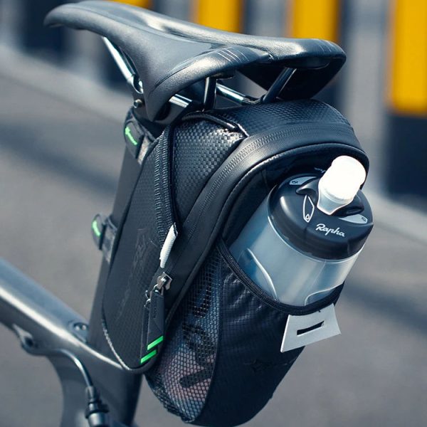 Ūdensnecaurlaidīga velosipēdu soma instrumentiem seglam ar melnu ūdens pudeles kabatu