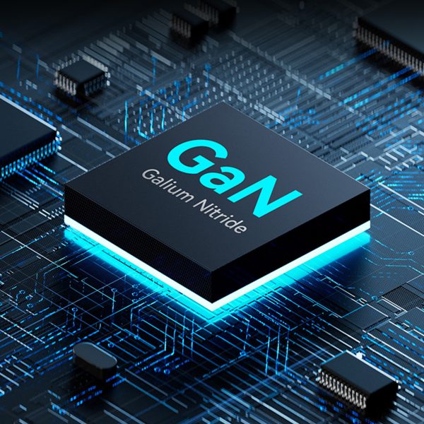 GAN 65W 100-240V USB-A 2X USB-C baltais lādētājs