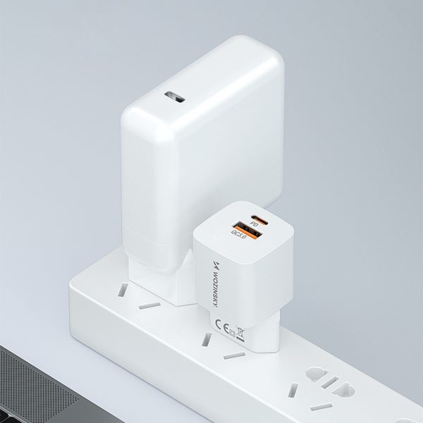 PD QC 3.0 100-240V 20W USB-C USB-A Network Charger