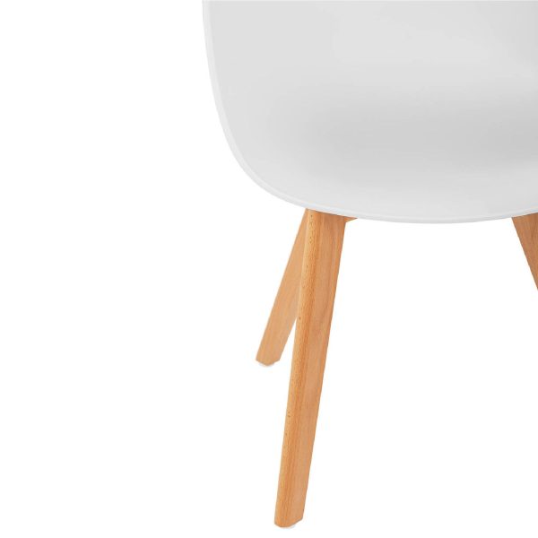 Skandināvijas plastmasas kausa krēsls ar koka kājām līdz 150 kg 2 pcs balts