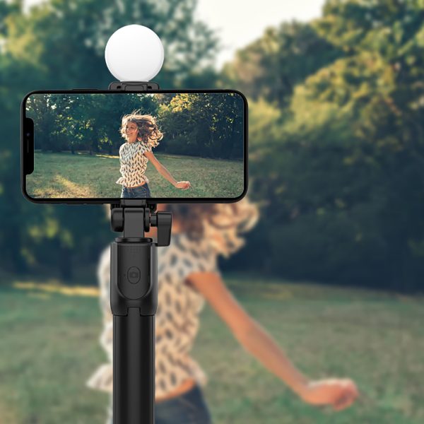 Teleskopiskais selfijs ar tālvadības pulti + LED lampas statīva stends pa tālruni 0,71m - melns