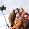 Teleskopiskais selfijs ar tālvadības pulti + LED lampas statīva stends pa tālruni 0,71m - melns