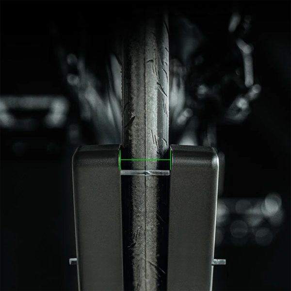 Velosipēdu statīvi riepas ritenim ar platuma pielāgošanu 3 - 8 cm - melns