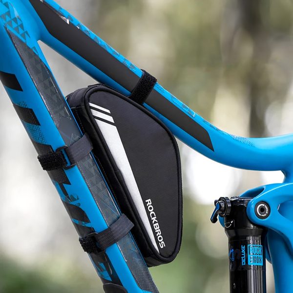 Velosipēdu soma instrumentu sūknim, kas piestiprināts pie rāmja 0,7L - melns