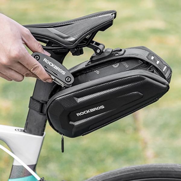 Velosipēdu soma, kas piestiprināta pie segliem, lai iegūtu augstas ātruma blīvējumu 1,8L - melns