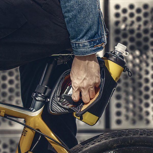 Velosipēdu soma seglam ar pudeles kabatas 1,5L pudeli - melna