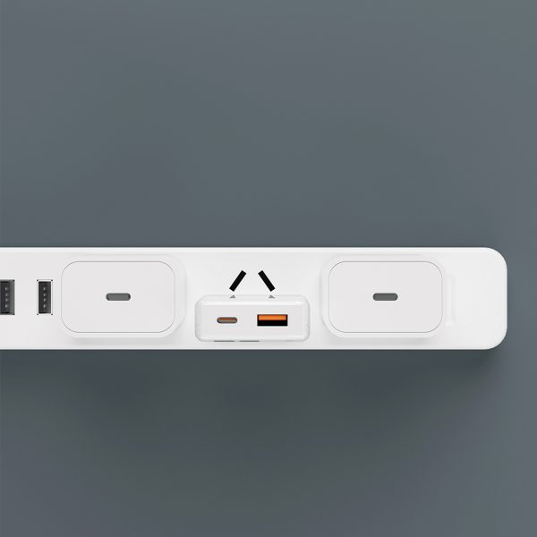 GAN A30EUL 30W USB-USB-C NETWORK Charger-White