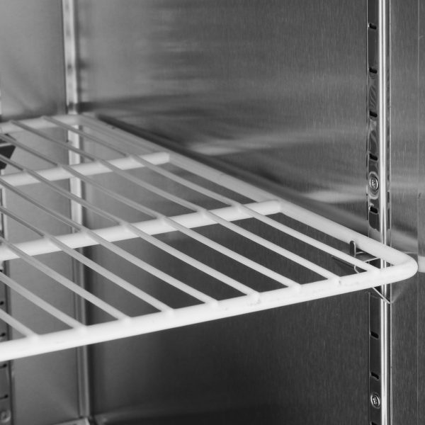 Kitchen Line ledusskapja galds ar darba virsmu, platums 180 cm, -2/+8°C - Hendi 233382