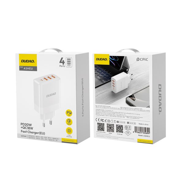 Sienas lādētājs 3x USB-A 1x USB-C PD 20W - balts