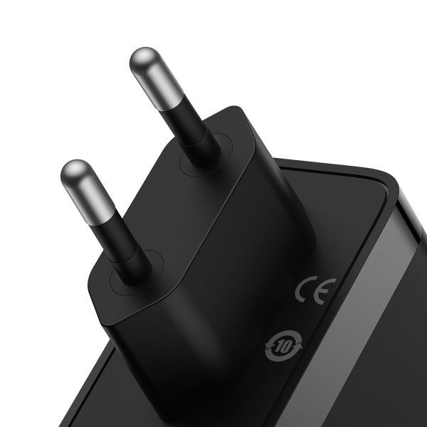 GaN5 Pro 2xUSB-C+USB-A 140W ES ātrās uzlādes ierīce - melna