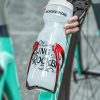 Velosipēda pudeļu turētājs - melns un sarkans