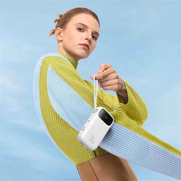 QPow 2 20000mAh 30W Powerbank ar 2 iebūvētiem USB-C kabeļiem - balts
