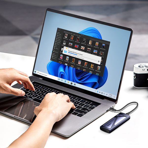 M.2 NVMe 10Gbps diska slota korpuss + USB-C - USB-A / USB-C - USB-C kabelis - melns